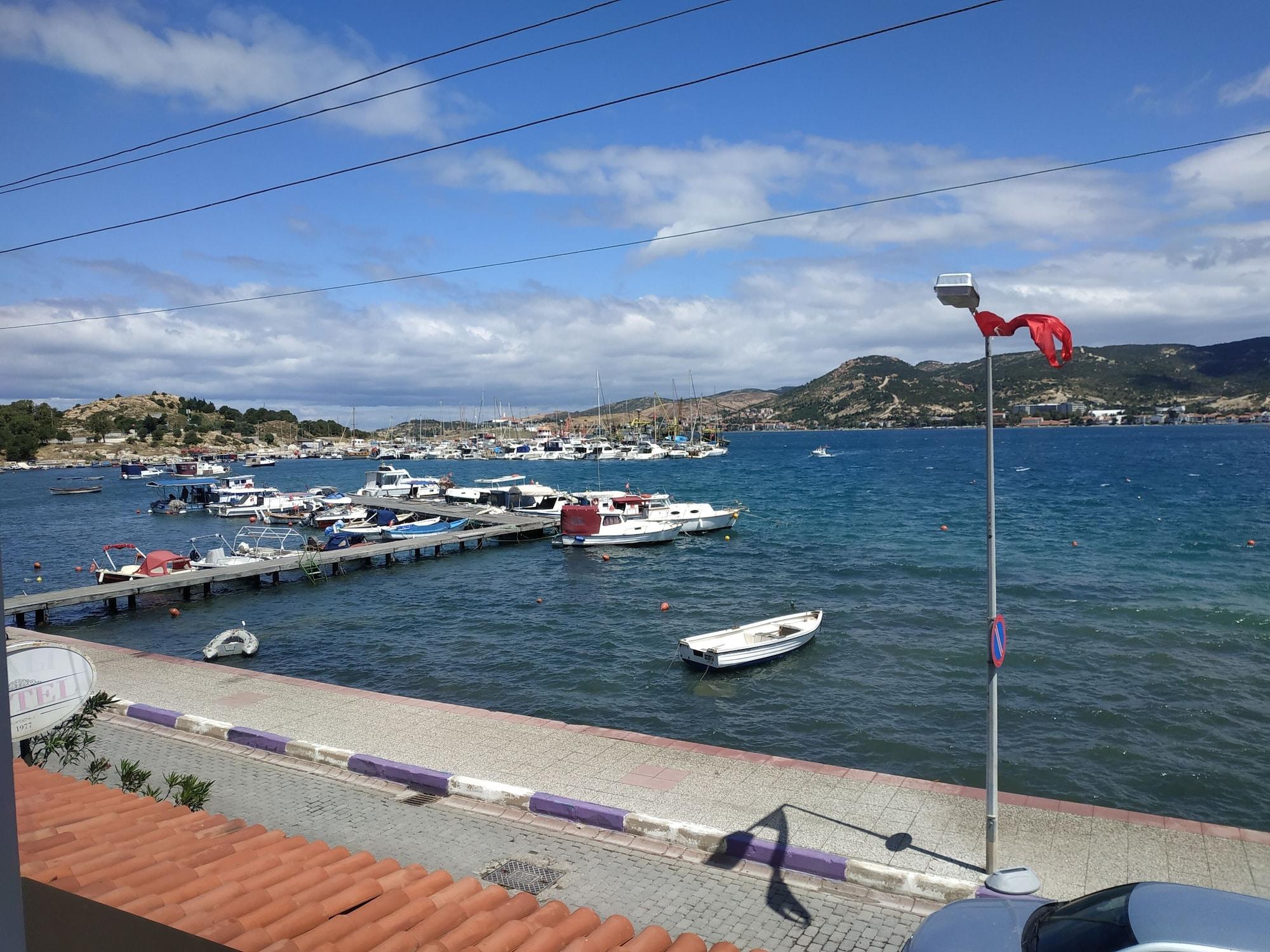 Foca Yali Hotel Exterior photo